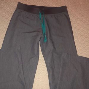 Figs XS petite Livingston basic scrub pants